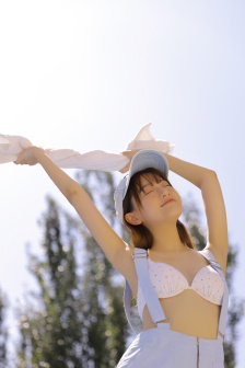 丰满的女学生在线观看